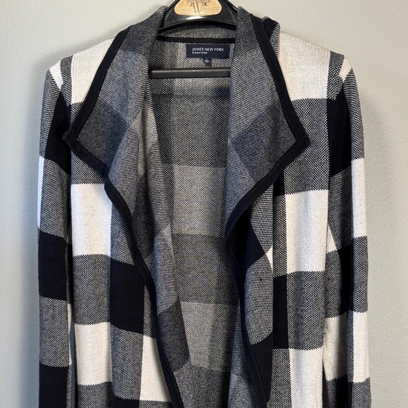 Jones New York Black and White Checkered Cardigan - Picture 4 of 8
